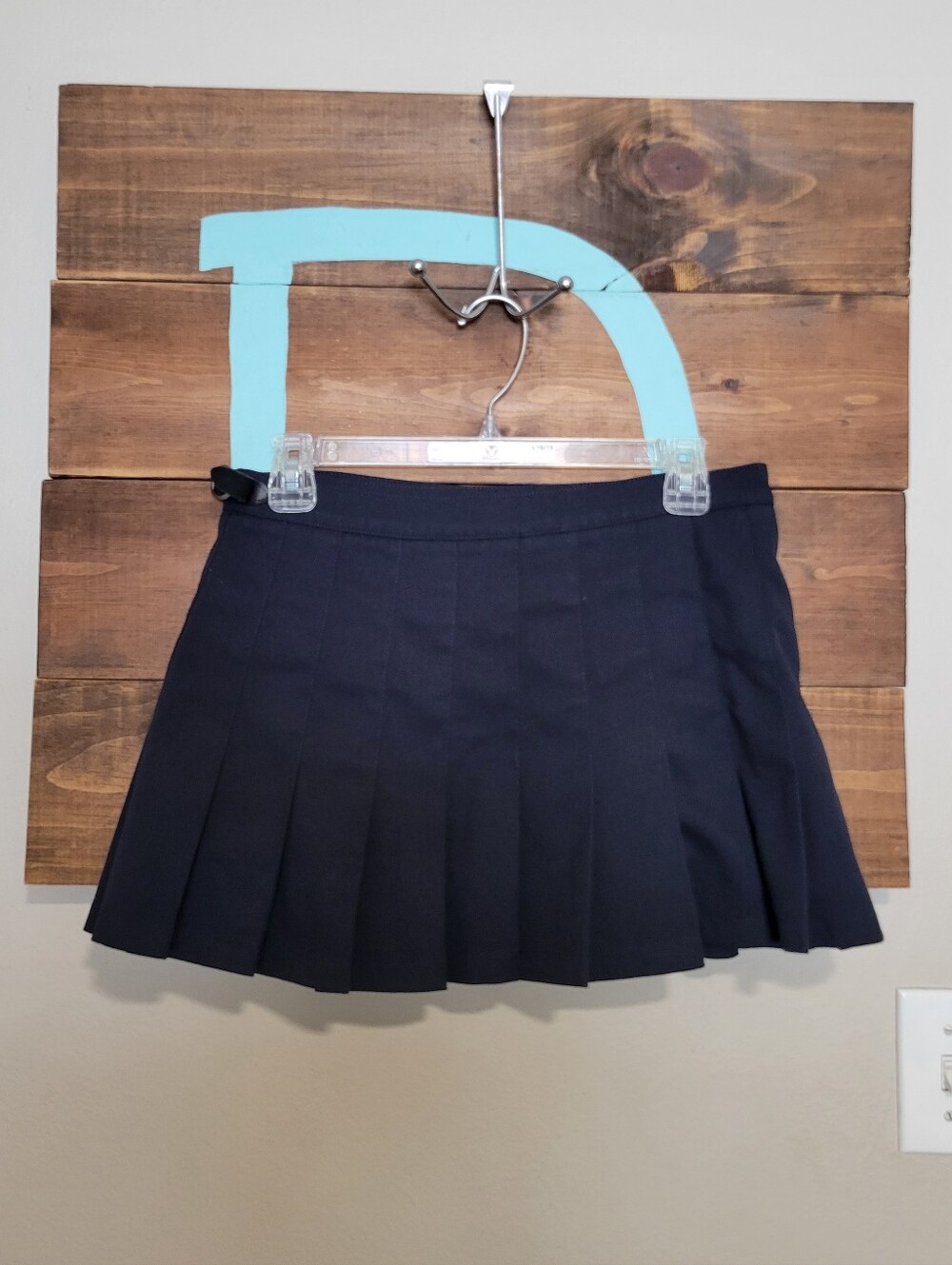 Brandy Melville Black Two Tab Pleated Dark Academia Mini Skirt One Size - Picture 3 of 9